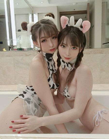 一起洗澡的家庭教师_HD在线观看完整版